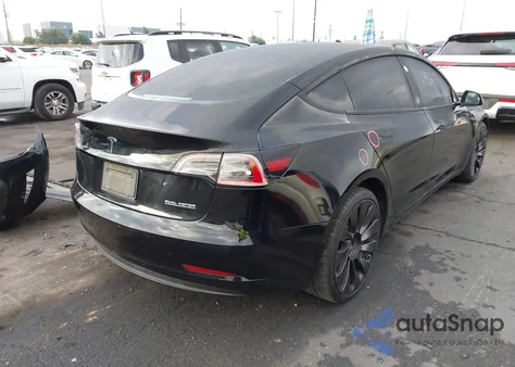 2021 Tesla Model 3 Performance Dual Motor All-Wheel Drive z USA, uszkodzony, nr VIN 5YJ3E1EC9MF034744